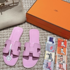 Hermes Slippers